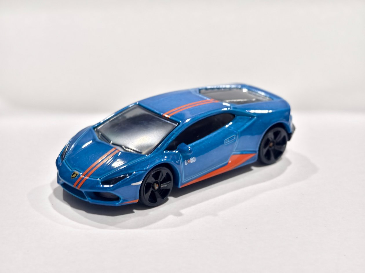 Lamborghini Huracan LP 610-4 Blue Loose