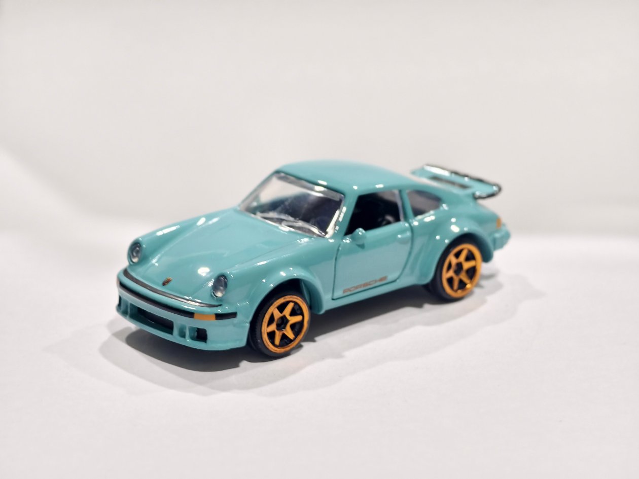 Porsche 934 Green Loose