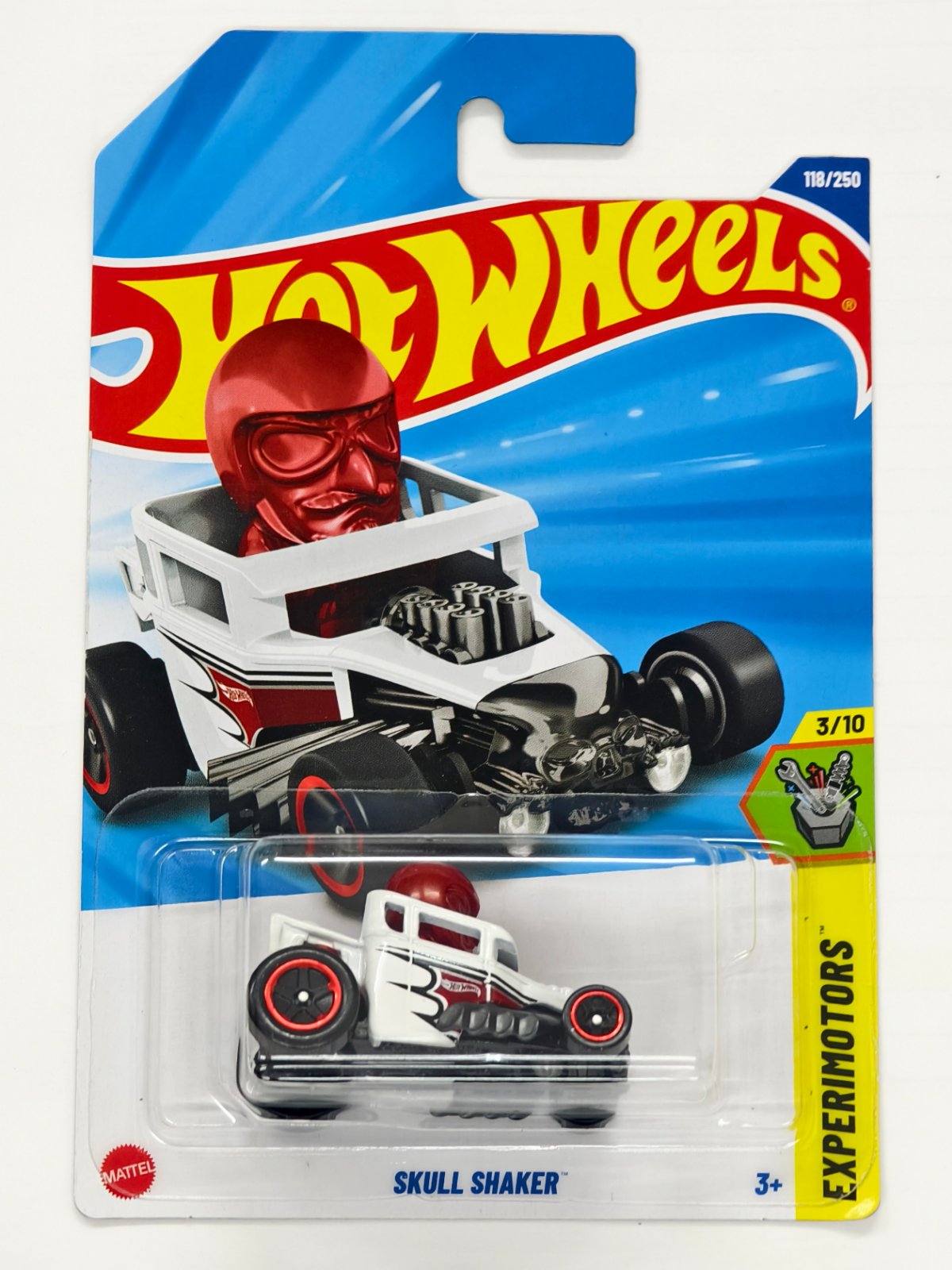Skull Shaker White