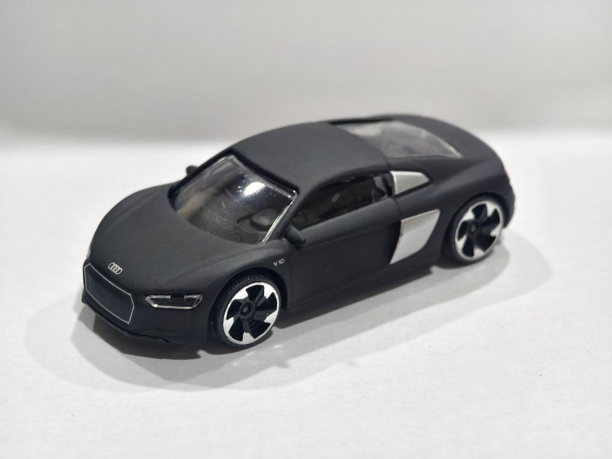 Audi R8 Black Edition Loose