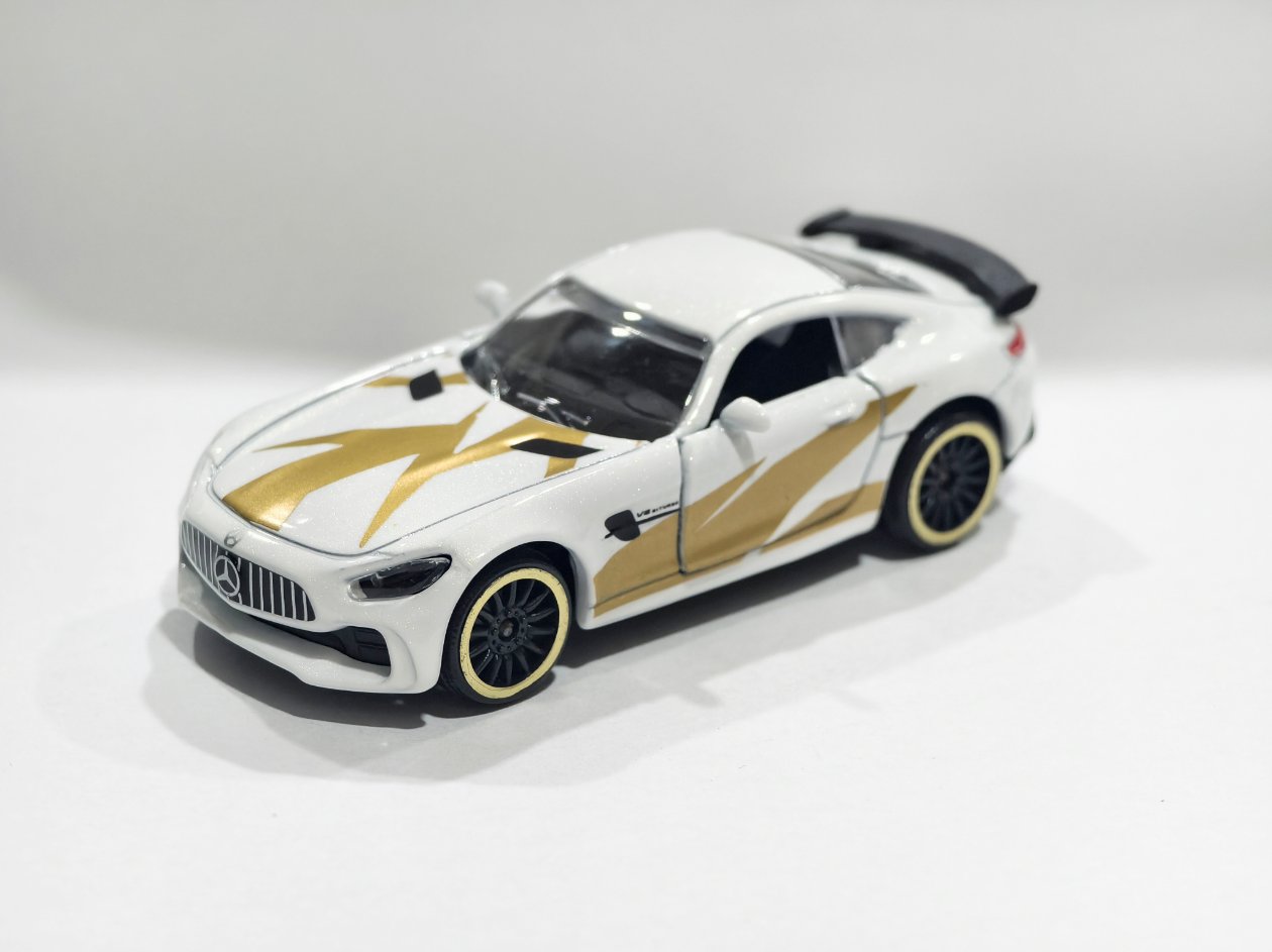 Mercedes-AMG GT R Special Edition Loose