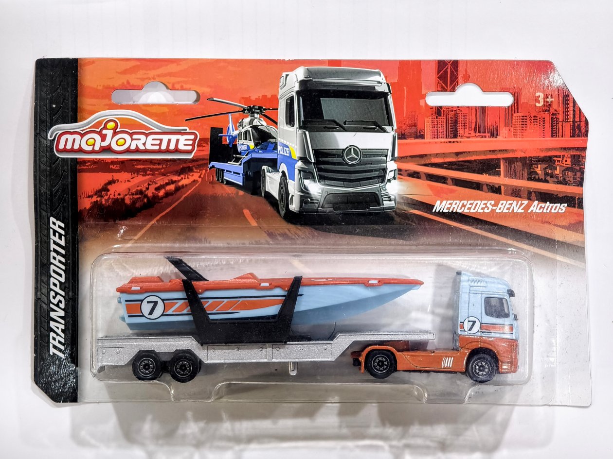 Mercedes-Benz Actros with Boat Transporter